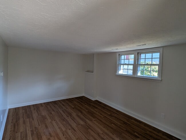 16x12 living room. - 24 Curtis St Unit 24 Curtis St. #1