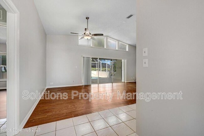 Photo - 296 Sandy Run