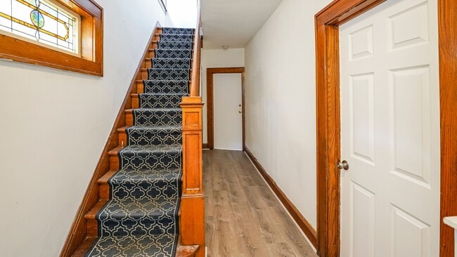 Photo - 1120 73rd St