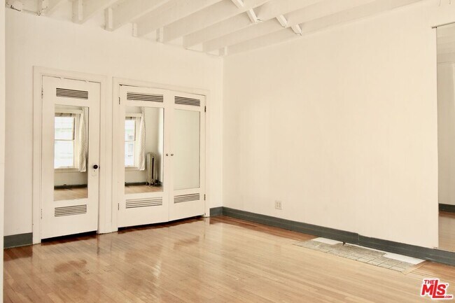 Photo - 2121 James M Wood Blvd Unit 310