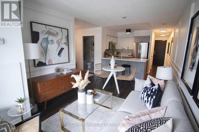 Photo - 231 Fort York Blvd Unit 322
