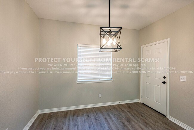 Photo - 758 W Breeze Cv