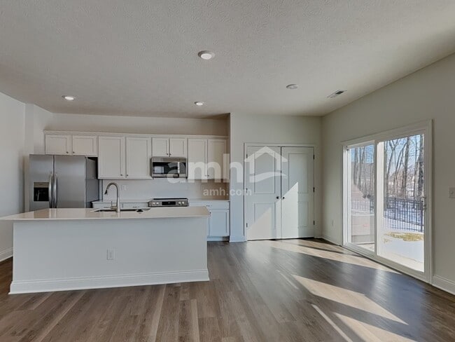 Photo - 9049 Henley Ave