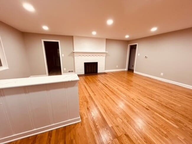 Photo - NICE  3BR RAMBLER CLOSE TO NIH