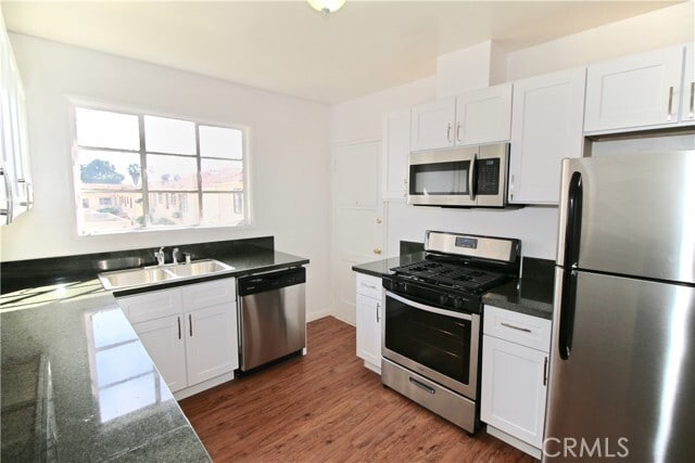 Photo - 1270 Wilcox Ave Apartamento