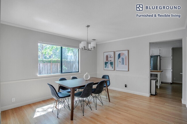 Photo - 615 Gilbert Ave