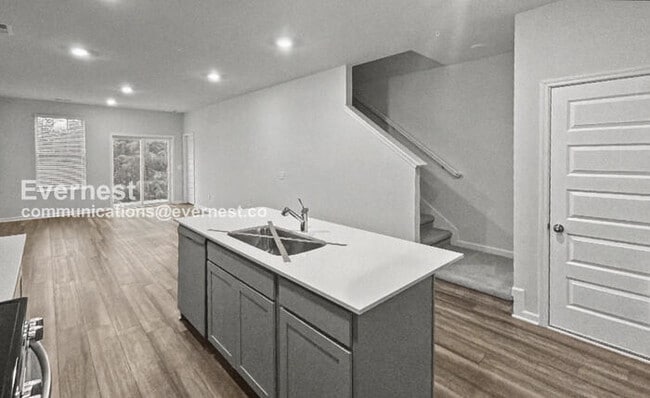 Photo - 679 Birdie Dr