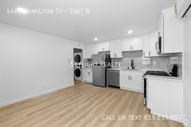 Building Photo - 4486 Hamilton St Unit B Rental