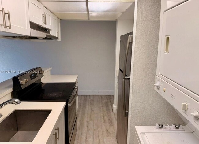 Building Photo - 4535 Treehouse Ln Unit F