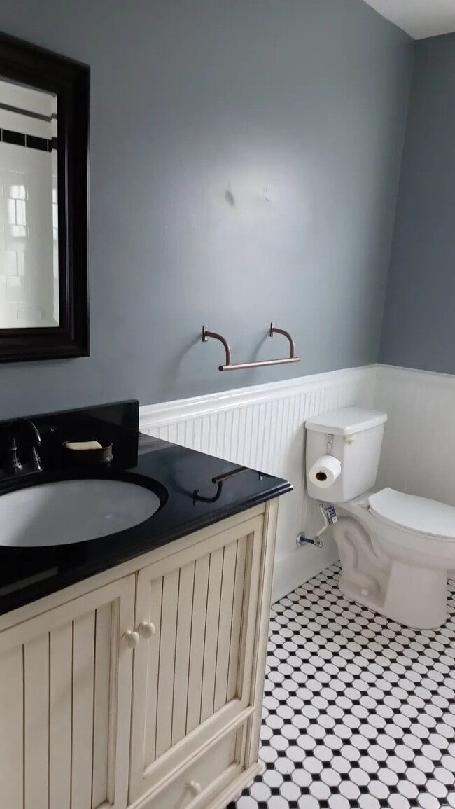 Photo - 2218 Gibson Ave