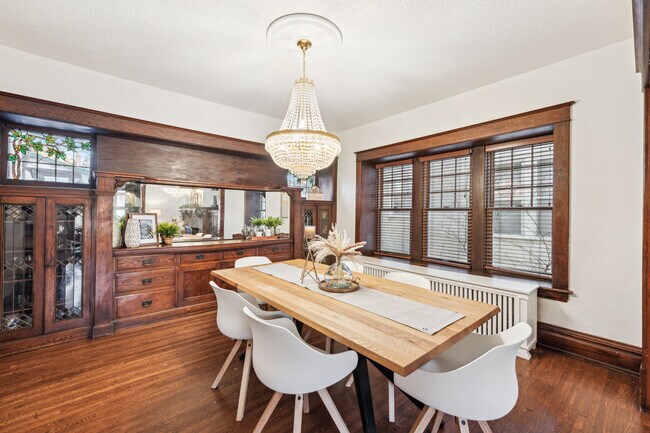 Photo - 1009 Grand Ave