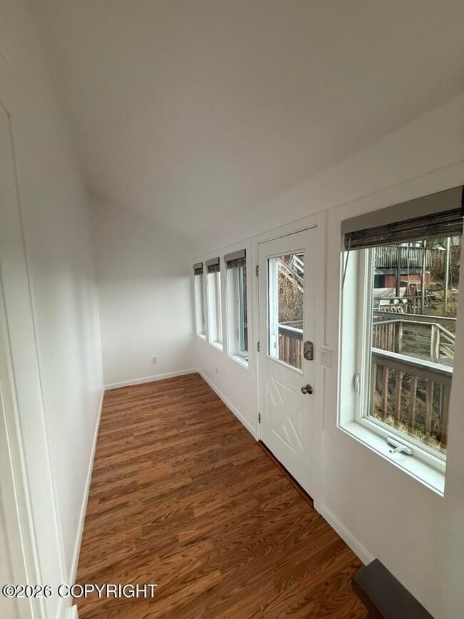 Photo - 1400 Water St
