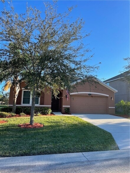 Photo - 1586 Lexington Square SW