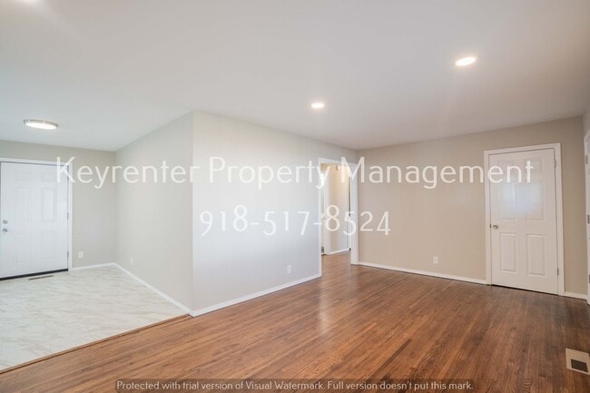 Photo - 3 Bed / 1 Bath in North Tulsa! Section 8 Welcomed!