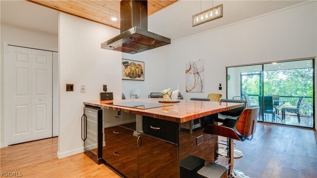 Photo - 15080 Riverbend Blvd