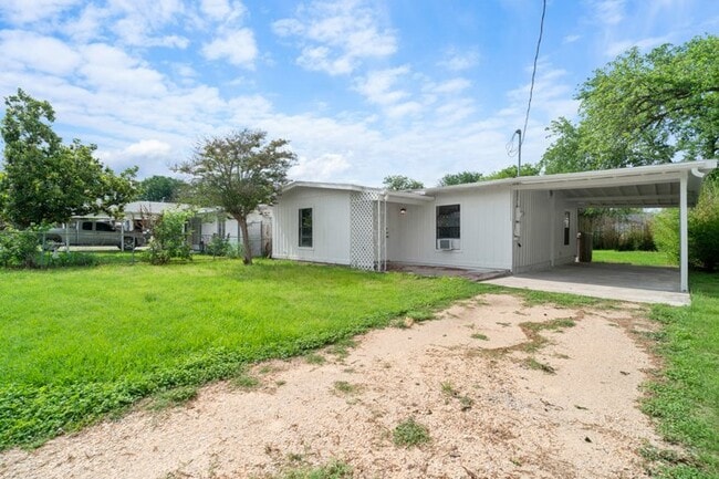 Photo - 407 Lovera Blvd