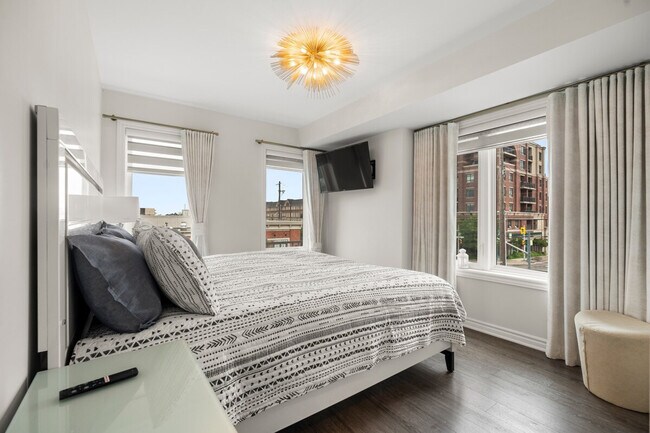 Photo - 3567 Lake Shore Blvd W Unit ID1345883P