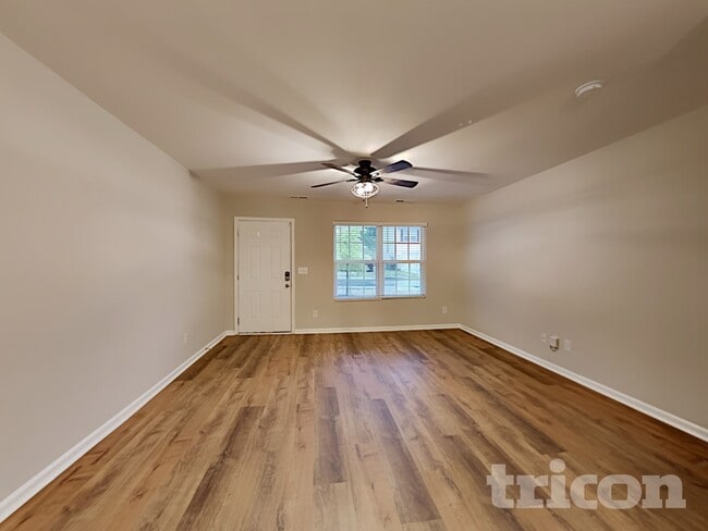 Photo - 933 Joselynn Drive