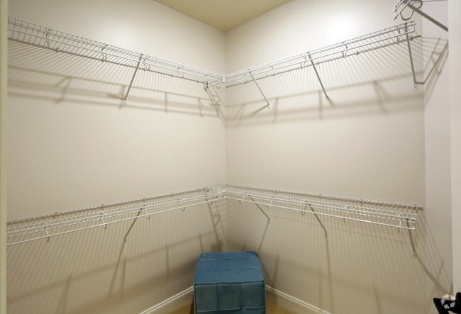 walk-in closet