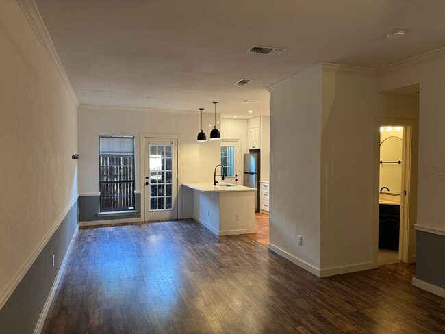 Photo - 14333 Preston Rd Unidad 402