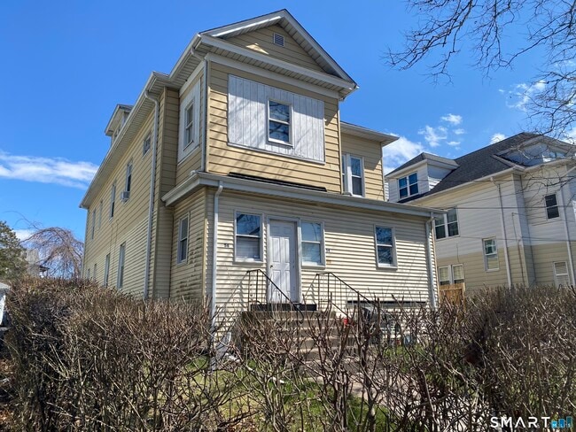 Building Photo - 54-56-56 Westbourne Pkwy Unit 1st floor