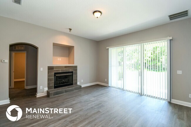 Photo - 11595 Oaklawn Rd