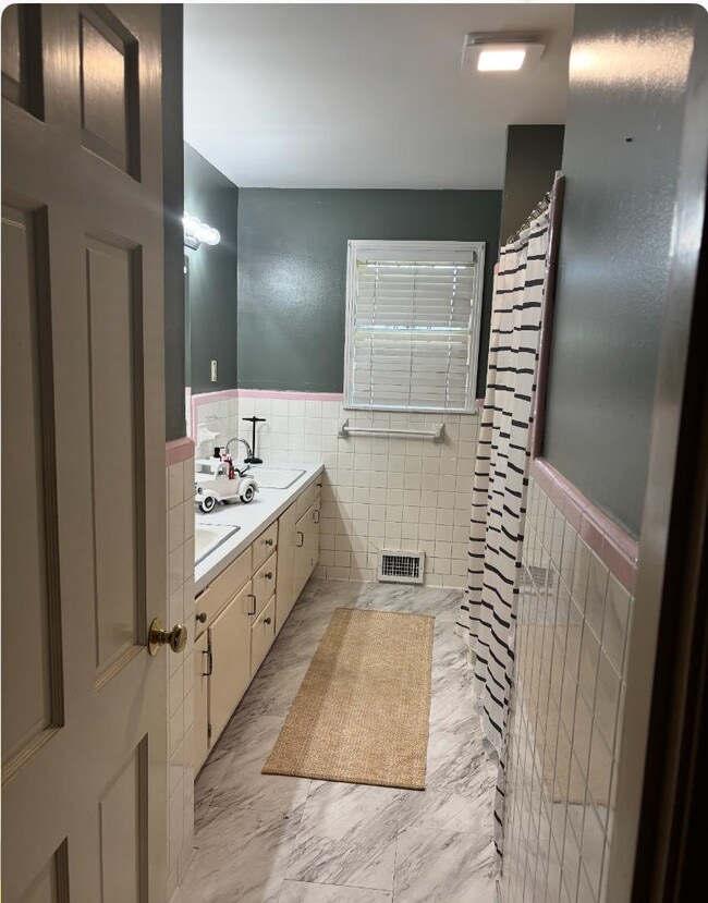 Photo - 501 E Barton Ave