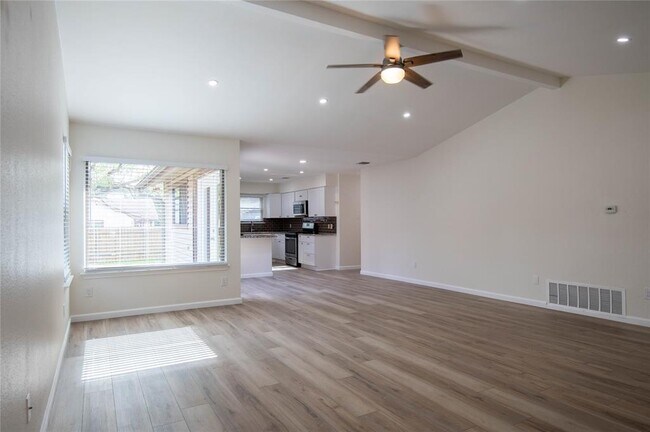 Photo - 4515 Keota Dr