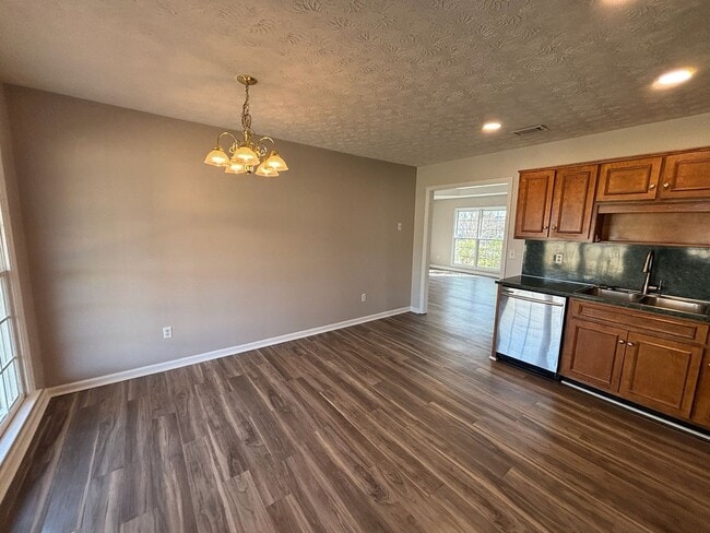 Photo - Keys to Happiness – Unlock Your New Home.