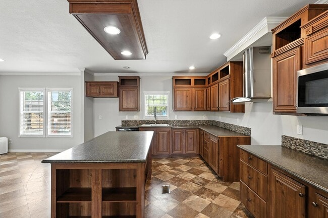 Photo - 13 Carlitos Ln