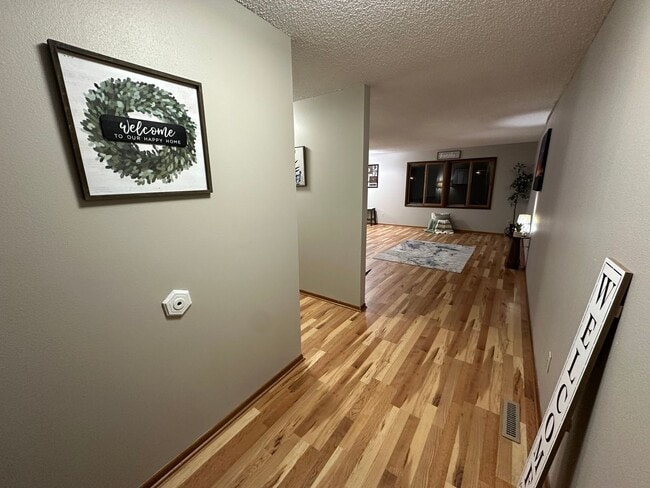 Photo - 1823-1825 Alden Ave. Unidad 1825