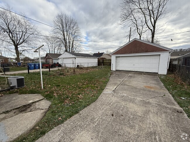 Building Photo - 2192 Goulson Ave Rental