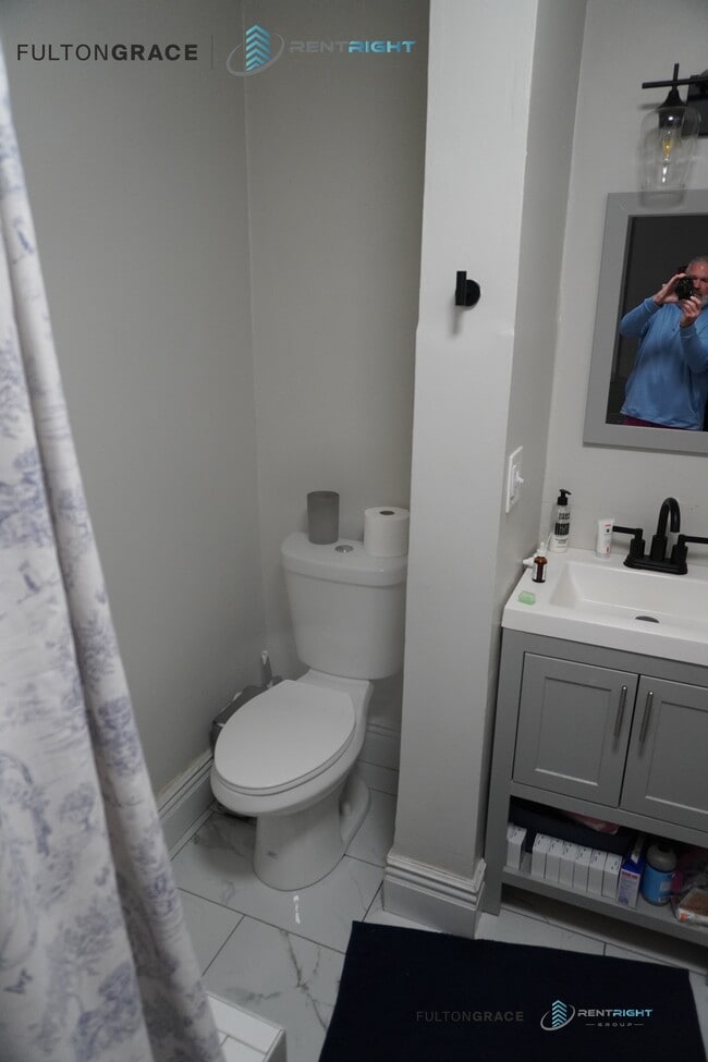 Photo - 2031 W 23rd St Unit #2