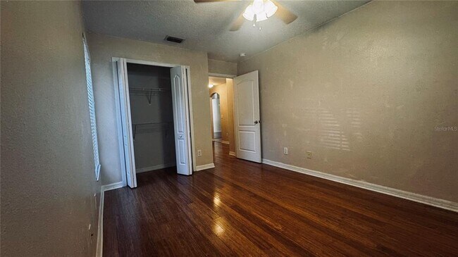 Photo - 9822 White Barn Way