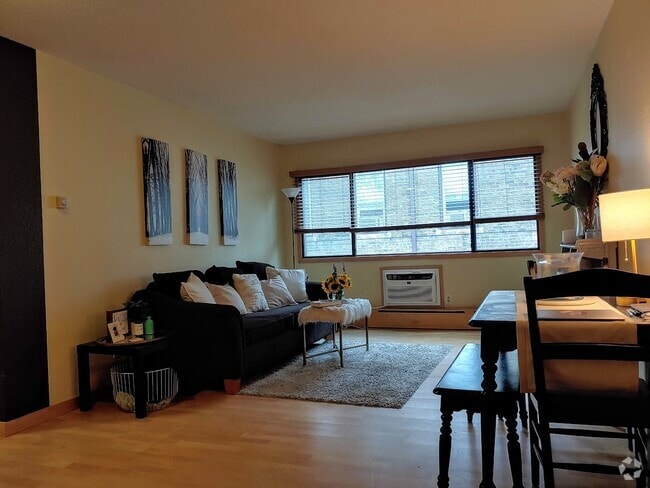 Building Photo - 2530 1st Avenue South Unit 305 Rental