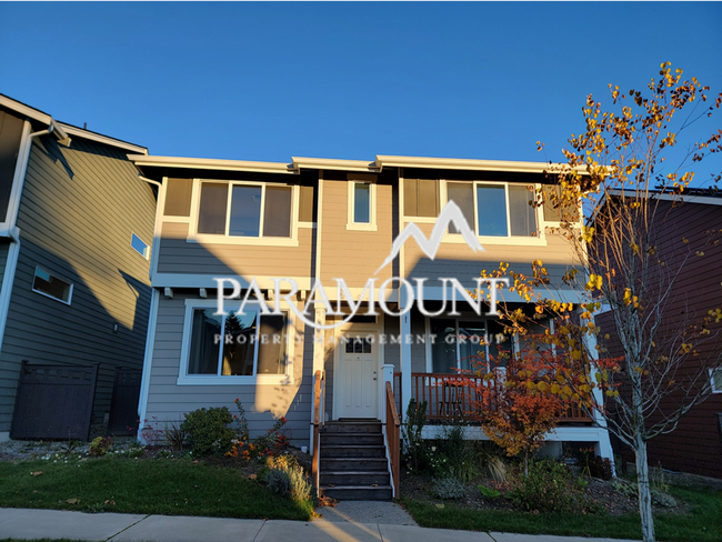 Building Photo - Bright and Beautiful 4 Bedroom in Bremerton!