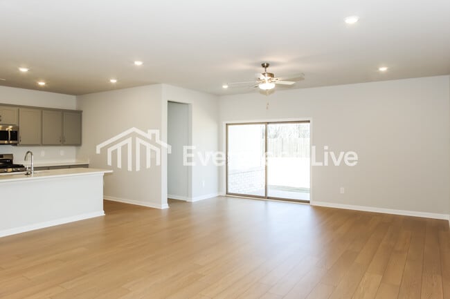 Photo - 14695 Mountain Strm Dr