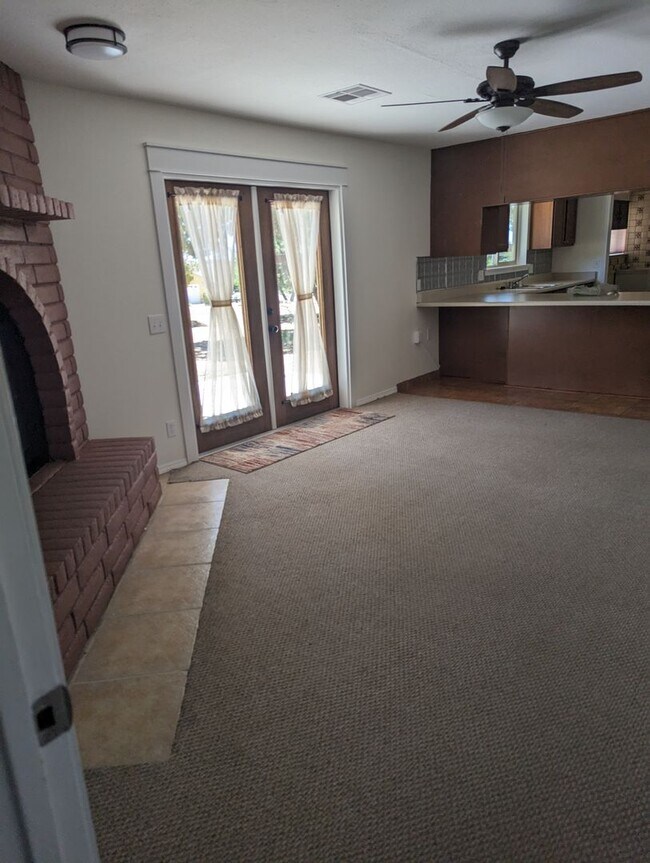 Photo - 3 Bedroom / 2 Bath