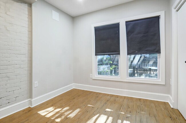 Photo - 1230 Half St SW