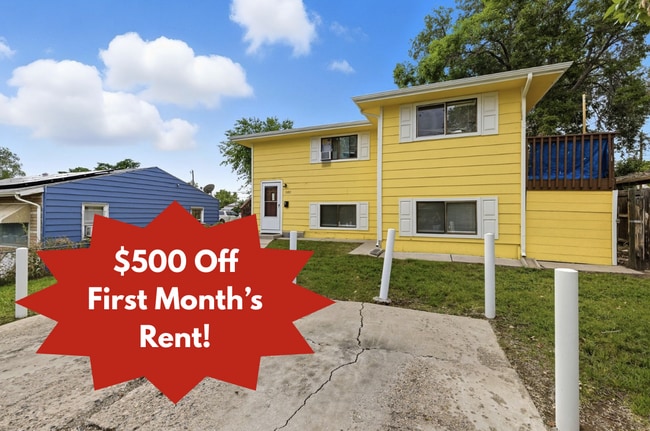 Building Photo - Available Immediately! 3 Bed 1 Bath in Denver Unit A