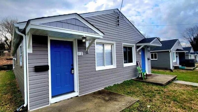 Photo - 118 N Old Church St