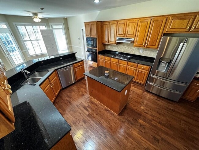 Photo - 925 Whitetail Ct