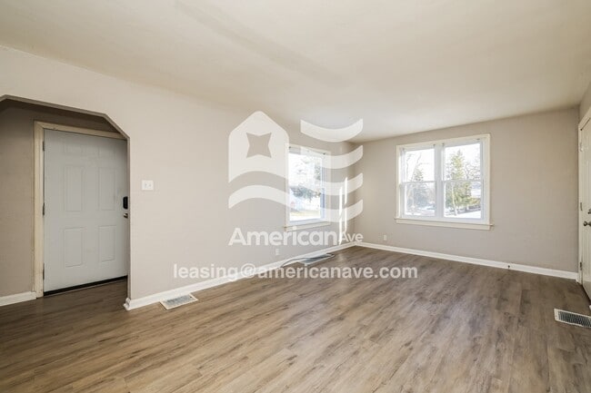 Photo - 4204 Sylvan Dr