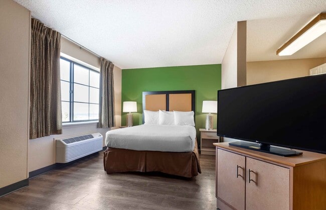 Furnished Studio-Denver - Tech Center South