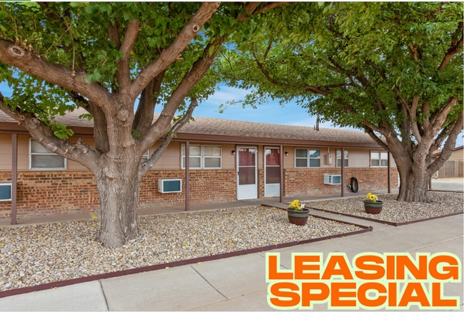 Building Photo - Leasing Special** No Deposit! Unit 1309 B Rental