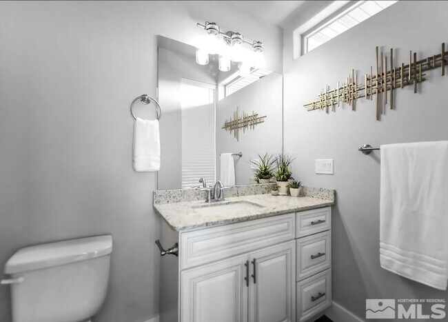 Photo - 730 Bluffs Ct