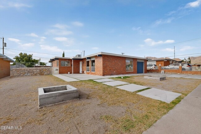 Building Photo - 5108 Yvette Ave