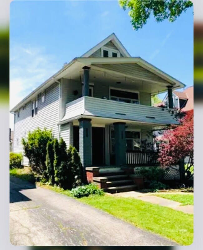 Photo - 1628 Grace Ave