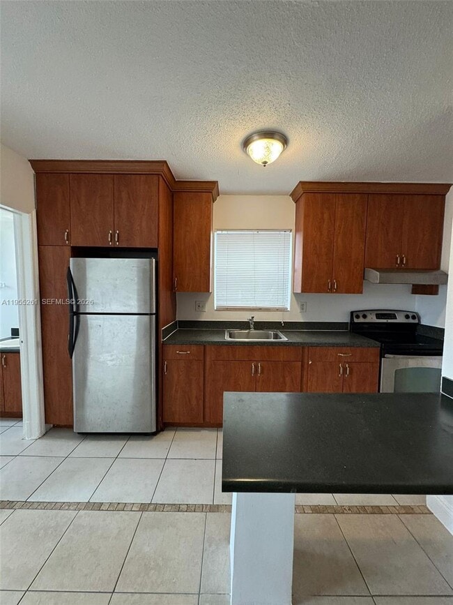 Photo - 4051 N Dixie Hwy Unit 4