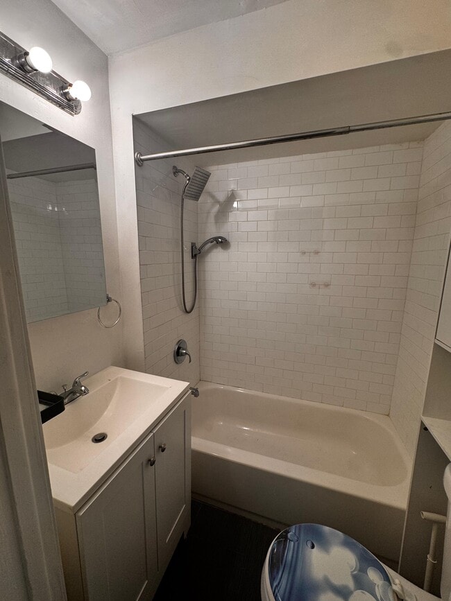 Photo - 346 Armstrong Ave Unit 2